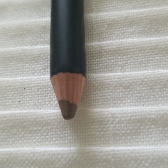 CHANEL MAKE UP 🐳 - Picture 5 of 5